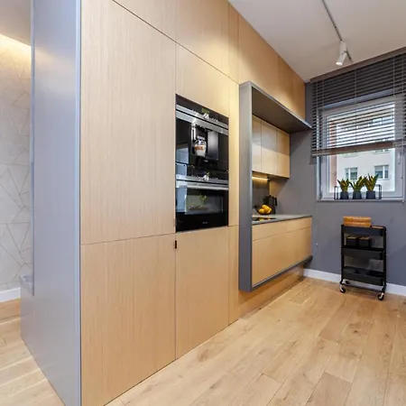 Nad Jeziorem Dlugim Lesna # 28 أولشتين