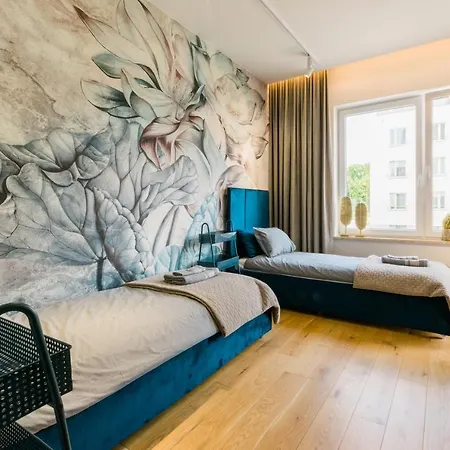 Nad Jeziorem Dlugim Lesna # 28 Appartement *