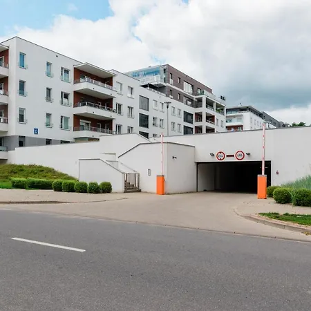 Nad Jeziorem Dlugim Lesna # 28 شقة